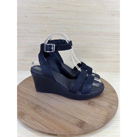 Crocs Leigh II Black Ankle Strap Wedge Sandals Womens Size 7 - Picture 3 of 7